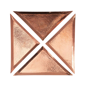 Ensemble de plateaux triangulaires martelés en cuivre de qualité supérieure, faits à la main, pour une salle à manger élégante et un service de table, décoration d'intérieur à bon prix - Product Image 1