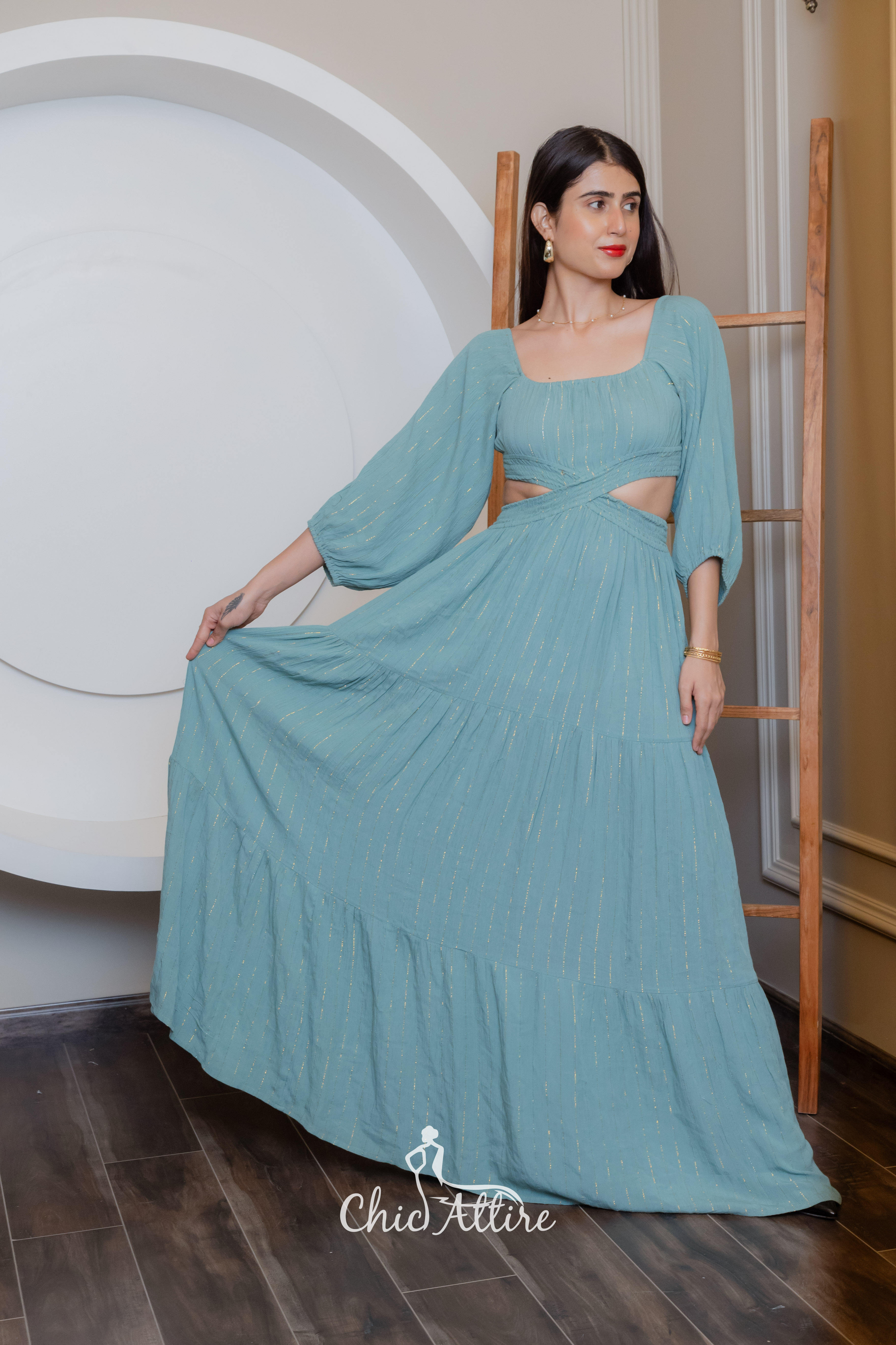 สีเขียวเสจ