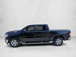 MEILLEURE ARRIVÉE! Véhicule commercial d'occasion 2022 1500 BigHorn/Lone Star A/T V-8 4.X.2 - Product Image 5