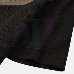 T-shirt pour homme au style unique avec tissu en coton 100% tricoté, design uni, décontracté et tendance pour - Product Image 4