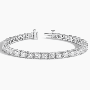 Bracelet élégant en moissanite taillée princesse pour femme en argent sterling plaqué or jaune avec idéal pour les mariages et les cadeaux - Product Image 2