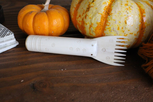 Peine Moderno de Alta Calidad, Ecológico y Hecho a Mano con Hueso de Búfalo y Cuerno de Buey, para el Cuidado del Cabello, con Dientes Anchos Finos y Bien Pulidos - Product Image 3