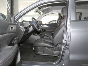 Camioneta Lantuozhe usada, 2.0t, gasolina, 2WD/4WD, vehículo con motor diésel - Product Image 6