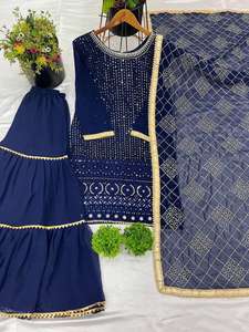 Faux Georgette Séquence & Broderie Top Avec Moti Work Dentelle Manches Longues et Sharara Avec Broderie Lourde Dupatta - Product Image 6