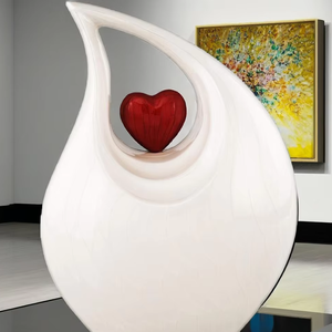 Urna Funeraria de Metal Blanca en Forma de Lágrima para Cenizas de Adultos |   Fabricante de Urnas Funerarias Modernas - Product Image 1