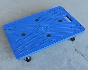 Carro de plástico de alta capacidad de 200 libras, polipropileno ligero, cuatro ruedas, enfoque suave, Plataforma para todas las direcciones - Product Image 3