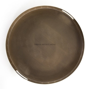 Plateau de service rond en bronze élégant avec finition lisse et poignées élégantes, parfait pour servir des boissons et améliorer la décoration intérieure - Product Image 1