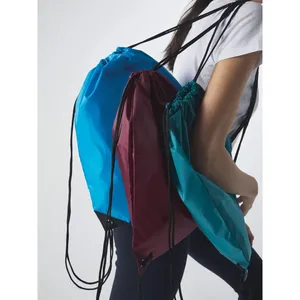 Bolsas Deportivas Personalizadas de Poliéster con Cordón para Promociones en Gimnasios - Product Image 3