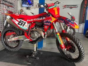 NUEVA MC450 F PradoEdition 2025 TXT Racing 125 Supersport, Motocicleta Más Vendida - Product Image 3