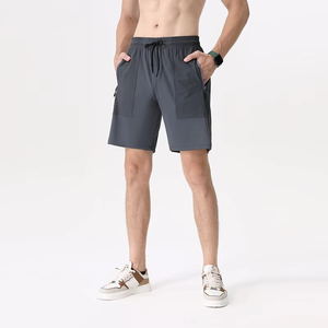 Short de course pour hommes Poches pour téléphone Logo personnalisé Vêtements actifs Motif solide Service OEM Design classique Teint uni Technique tricoté - Product Image 5