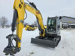 Achetez une mini-pelle sur chenilles Wacker Neuson ET65 2025, cylindres hydrauliques Eaton, pompe Shimadzu, garantie d'un an, moteur inclus - Product Image 3