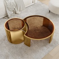 Zeitgenössischer Moderner Gold-Roter Messing Satztisch mit Gehärteter Glasplatte Aluminiumgestell Made in Italy - Wohnzimmermöbel