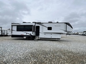 Used 2026 Gr-a-n-d Design Solitude 417KB Model Ready for Sale - Product Image 6