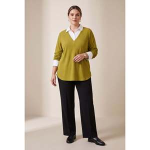 เสื้อยืด RMG คอปกแต่งลาย ขนาดใหญ่ สีเขียวถั่ว - Product Image 4