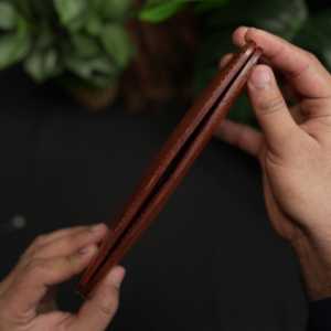 No. Cartera Larga Bifold de Cuero Genuino Hecha a Mano Estilo Vintage Color Bronceado con Cierre Abierto y Tarjetero – Estilo Encantador - Product Image 1