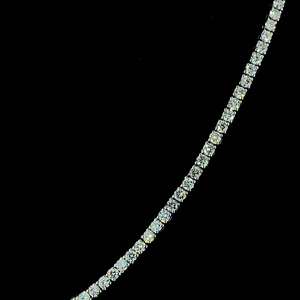 สร้อยคอเทนนิสทรงวีคลาสสิก สีเงิน ประดับเพชร - Product Image 5