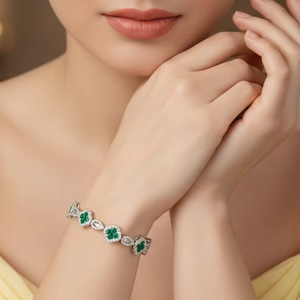 Emerald and Gold & Diamond <b>Clover</b> Women <b>Bracelet</b> For Wedding Party Anniversary Gift Romantic Celebrations - Product Image 5