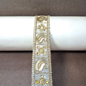 Tissu en polyester doux avec broderie métallique en sequins et strass, toucher lisse, pour vêtements de mariée, décoration de lehenga, export en gros TSL 9 - Product Image 1