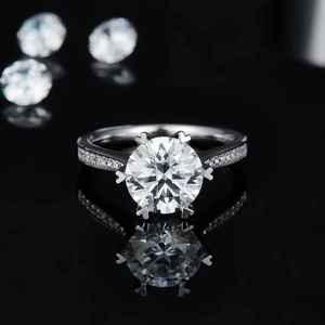 Bague de fiançailles de style traditionnel Offre Spéciale avec diamant Moissanite classique de taille ronde pour la fête de mariage ou les bijoux de cadeau à vendre - Product Image 4