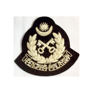 Écusson brodé à la main en fil de bullion blanc OEM Penjara Malaisie, écusson de sécurité en zinc blanc OEM, écusson de manche, écusson de poitrine, écusson d'aile - Product Image 2