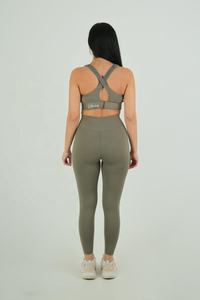 Conjuntos de Yoga de 2 Piezas para Mujer, Personalizables con Logotipo OEM, Suaves, Bra Deportivo y Leggings de Yoga, Conjunto de Leggings y Bra de Gimnasio de Alta Calidad para Mujer - Product Image 2