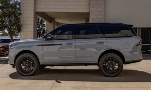 LISTO PARA ENVIAR: LINC0LN Navigator Reserve 4WD 2025, Equipamiento Completo, Usado, en Venta - Product Image 5