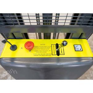 Chariots élévateurs électriques Lift Hero CDD15-E1CB 2024 - Product Image 1