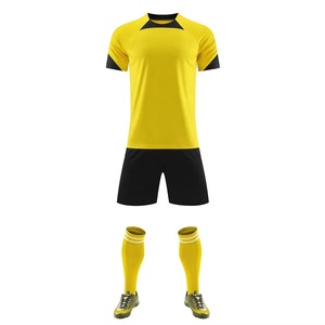 Maillot de football personnalisé avec logo, vêtements de sport, chemises rétro classiques vintage, uniforme, t-shirt de football pour hommes, respirant, séchage rapide - Product Image 4