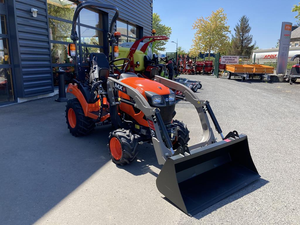 Tractor compacto Kubota BX231 usado y nuevo con pala cargadora frontal - Product Image 5
