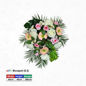 Arreglo Floral Artificial para Pared con Medallón de Margaritas y Gerber Daisy - Product Image 1