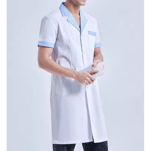 Bata de laboratorio básica blanca personalizable con mangas cortas Uniforme de hospital de longitud regular para hombres - Product Image 5