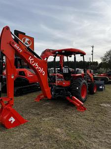 2025 Kubota M62 backhoe - Product Image 4