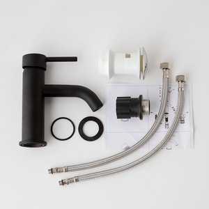 อ่างล้างหน้าห้องน้ำดีไซน์อิตาลีสมัยใหม่ สีดำด้าน รุ่น Koricini - Product Image 2