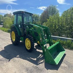 Tracteur agricole John Deere d'occasion de qualité à vendre / John Deere 5065E à vendre - Product Image 1