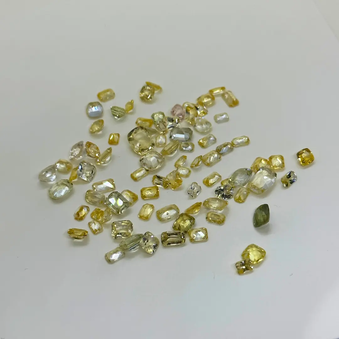Sri Lanka Sapphire tự nhiên đồ trang sức thời trang ánh sáng màu vàng đá phụ kiện 46.21 Carat lỏng hình vuông đá quý