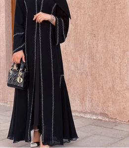 Vente à Chaud Abaya Brodée Vêtements Islamiques Arabes pour Femmes Abaya Brodée Dubaï Designs Hiver Nouvelles Collections - Product Image 2
