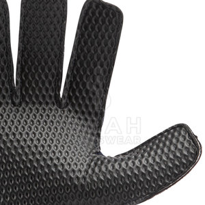 Guantes de Portero de Nuevo Diseño y Alta Calidad Diseñados para Brindar Comodidad, Control y Manejo Confiable del Balón - Product Image 3