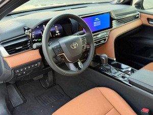 ใหม่สำหรับ Camry IX เครื่องยนต์เบนซินแบบธรรมดา 4 ประตู แฮทช์แบ็ก เกียร์อัตโนมัติ ซันรูฟ กล้องมองหลัง 360 องศา ไฟท้าย LED ซ้าย ปี 2026 - Product Image 4