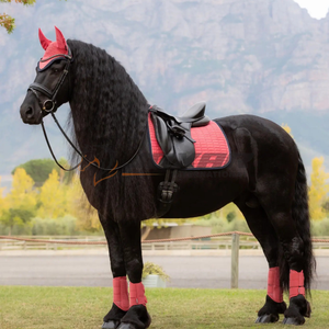 Tapis de selle de cheval anglais sur mesure en gros coton matelassé durable extérieur doux doublure confortable tapis de selle léger - Product Image 6