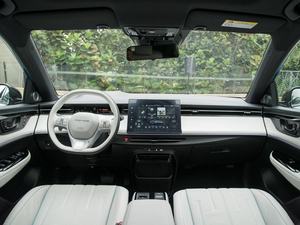 SUV Sportif d'Occasion 2024, Modèle à Succès, Électrique Pur, Grand Espace, Longue Autonomie (201-300km), 5 Places, Batterie 50-70kWh, Moteur 120kW - Product Image 4