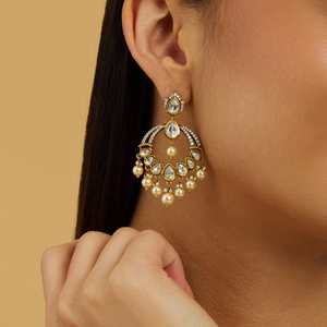 Boucles d'oreilles pendantes en Kundan pour occasions de mariage - Product Image 2