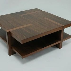 Table basse en bois construite en bois massif offrant une robustesse durable et une présence élégante dans le salon - Product Image 2