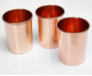 Ensemble de 2 verres à vin en cuivre pur au design unique à vendre au prix de gros en vrac quantité de verre en cuivre pur - Product Image 1