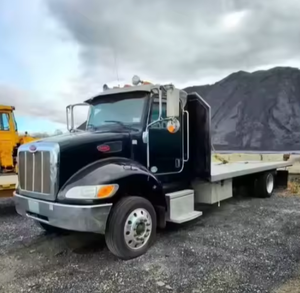 Precio al por mayor para camiones Peterbilt 337 de plataforma plana usados de 2016, con volante a la izquierda/derecha, envío disponible a todo el mundo - Product Image 1