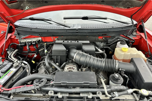 LISTO PARA CONDUCIR - USADO, VOLANTE A LA IZQUIERDA |   Volante a la derecha |   Ford F-150 SVT Raptor 2010, 6.2L - Product Image 6