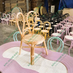 Chaises pour enfants en rotin ludiques, chaises en rotin éco-luxe pour enfants-confortables, durables et parfaites pour toute salle de jeux - Product Image 4