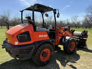 รถตัก R540 2024 Kubota พร้อมกระบอกไฮดรอลิก Eaton โหลดได้9ตัน Euro5ปล่อยมลพิษเครื่องยนต์-รับประกัน1ปี - Product Image 3