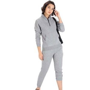 Conjunto de Jogger de algodón 100% con logotipo personalizado para mujer, chándal de dos piezas de manga larga con cremallera, patrón sólido informal para la temporada de invierno - Product Image 4