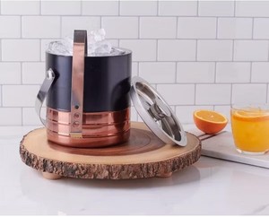 Luxury Stainless Steel <b>Ice</b> <b>Bucket</b> <b>with</b> <b>Lid</b> Scoop and Gold Accent Handle Modern Insulated Design for Home Bar Entertaining - Product Image 6