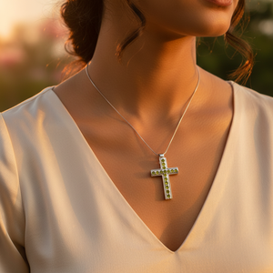 Colgante de Cruz de Plata para Mujer, Hecho a Mano, Oro Rosa con Piedras Preciosas Verdes, Chapado en Rodio, Amuleto, Joyería de Regalo - Product Image 1